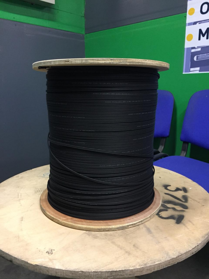 Оптический кабель CO-FTTHS4-2 на 4 волокна G.652,  LSZH